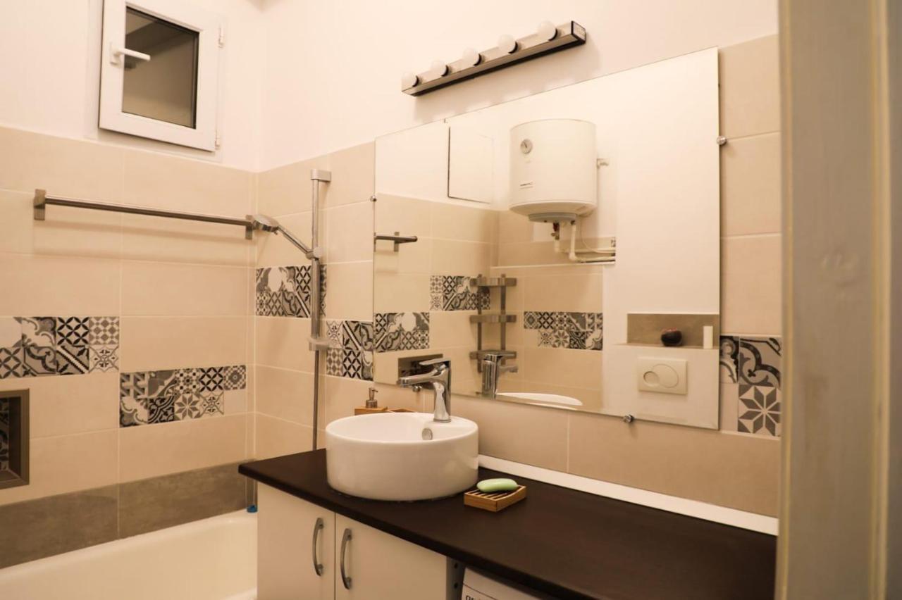 Ultracentral Cozy Apartment Near Old Town 부쿠레슈티 외부 사진
